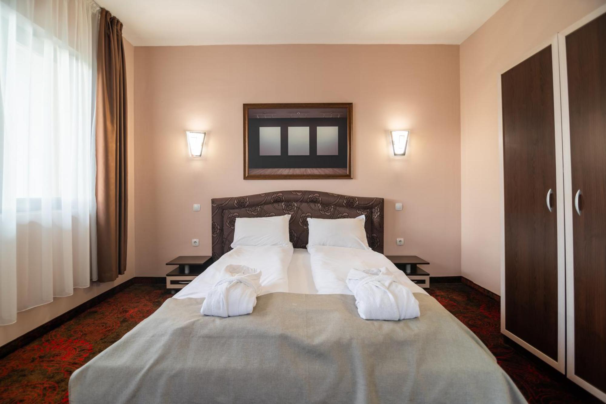 Park Hotel Arbanassi Eksteriør billede