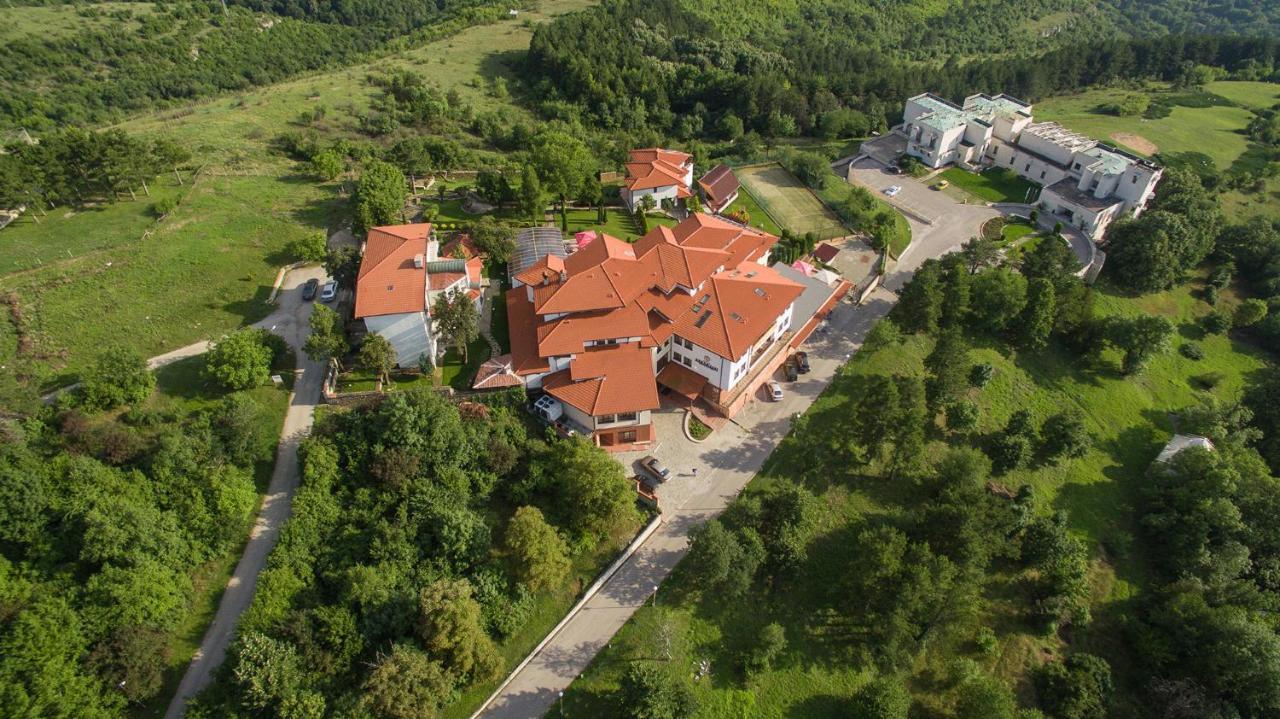 Park Hotel Arbanassi Eksteriør billede
